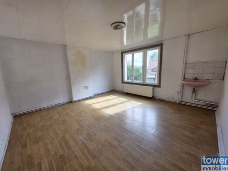 maison  10 pièce(s)  4 chambre(s)  154 m²