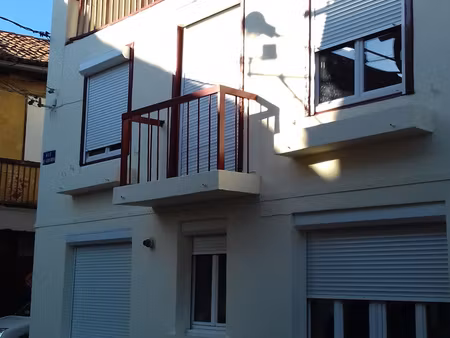 maison  9 pièce(s)  4 chambre(s)  160 m²