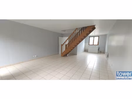 maison de village  3 pièce(s)  2 chambre(s)  84 m²
