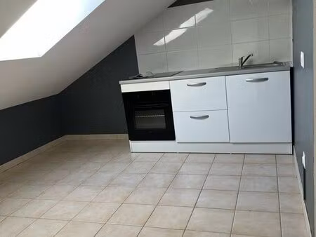 appartement t2 les ayvelles