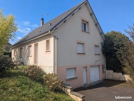 maison 8 pièces 150 m²