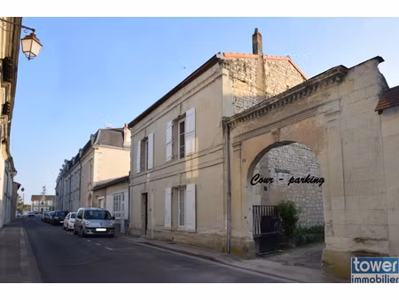 maison  12 pièce(s)  8 chambre(s)  309 m²