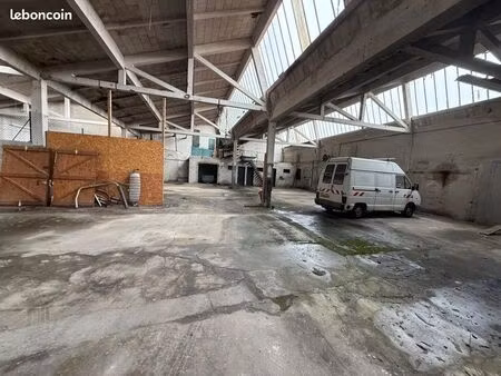 2 appartements + ancienne usine