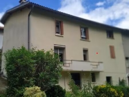 charmante maison de 110 m2 en bord de rivière