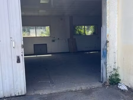 local / entrepôt 50 m² – ollainville – idéal stockage ou activité