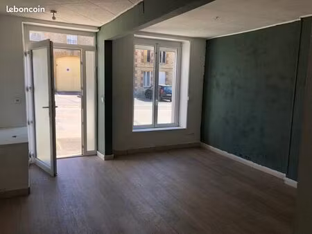 f3 entrée et cours privée