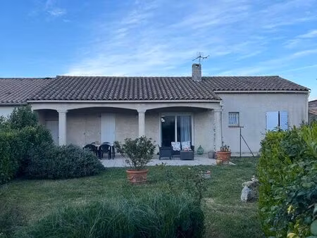 maison 103 m² – 3 chambres – grand séjour 38 m² – jardin 487 m² – quartier calme – carcass