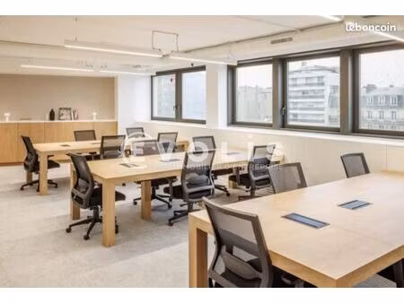 bureaux 189 m²