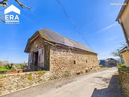 ferme 295 m² moyrazes