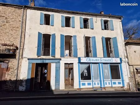 immeuble 360 m² à rénover avec fort potentiel centre village