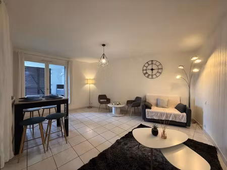 location meublée appartement 2 pièces 42 m² à perpignan (66000)  585 €
