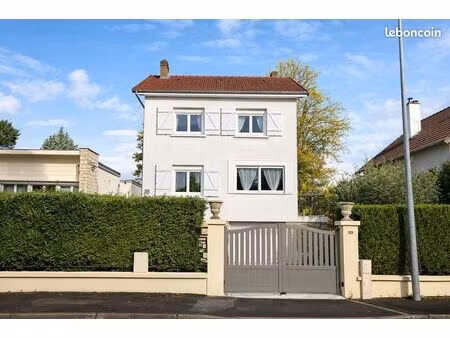 ? maison familiale avec fort potentiel – 93 m² – terrain 600 m² – dépendance