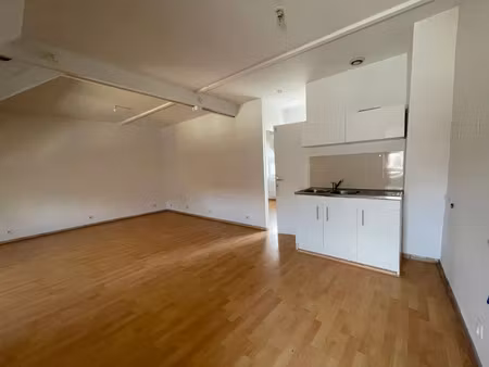 location appartement 2 pièces 38 m² à la loupe (28240)  405 €