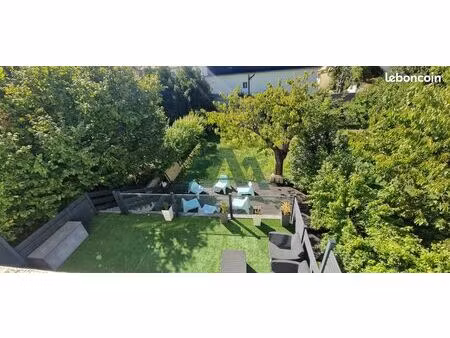 pavillon 5 pièces 158 m²