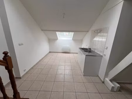 location appartement 3 pièces 49.52 m² à crepy-en-valois (60800)  650 €