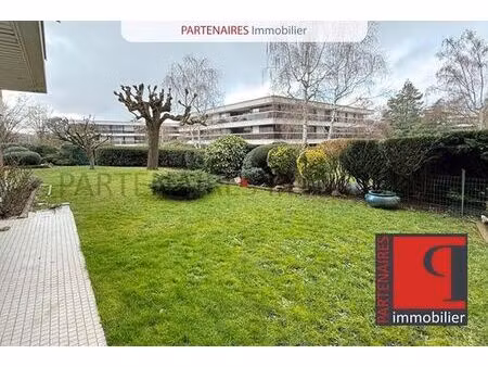 appartement de 4 pièces de luxe en vente à le chesnay  france