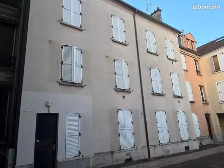 st leu/la chataigneraie - appartement n°8 - f3 de 60 10m²