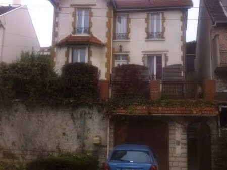 grande maison familiale avec grand garage proche gare rer d