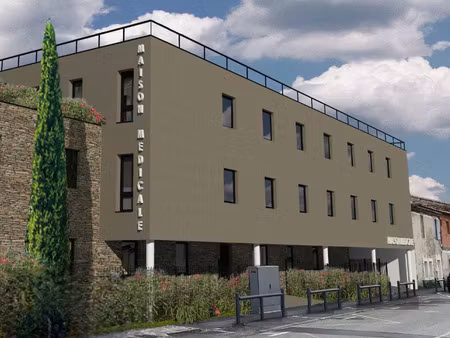local commercial - maison médicale - 1600 m2 a vendre a milhaud (gard)