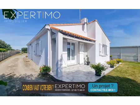 maison de plain-pied de 135 m2 - 5 pièces -terrain 1 500 m2