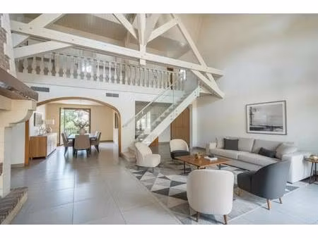 belle demeure de 200 m² habitables à 10 min du rer a