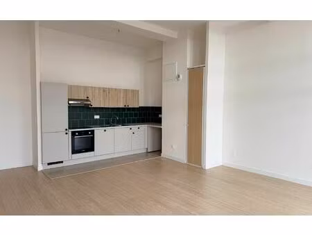 location appartement  m² t-3 à armentières  899 €