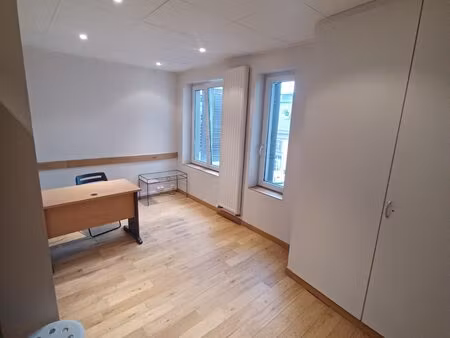 location - bureau - 12 82 m² - centre-ville de strasbourg