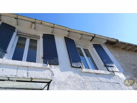 maison de bourg t3- la chapelle des pots