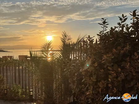 très jolie maison avec une splendide vue