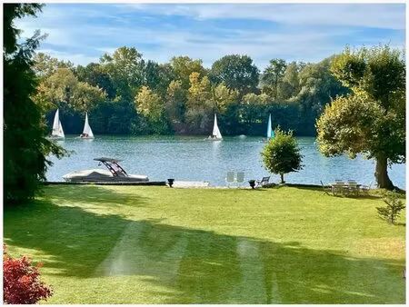 à louer – maison 146 m² – nandy  cadre naturel et bord d’eau