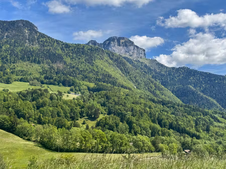 terrain a batir aviernoz