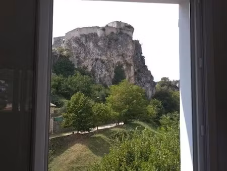 location appartement 2 pièces 45 m² à gilette (06830)  800 €