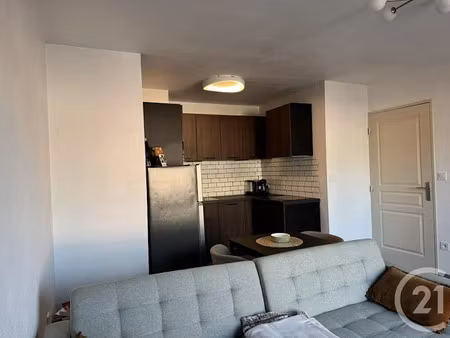 location meublée appartement 2 pièces 41.22 m² à bailleul (59270)  700 €