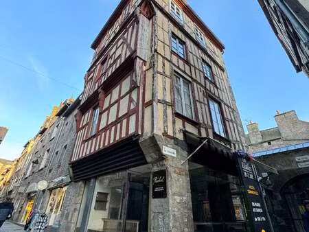 location bureaux et commerces à dinan (22100) : à louer / 53m² dinan
