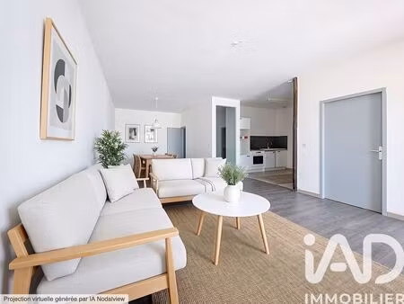 appartement à uchaud (30620)