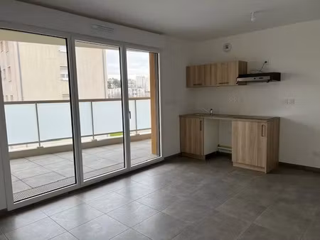 location appartement 2 pièces 41.47 m² à tassin-la-demi-lune (69160)  927 €