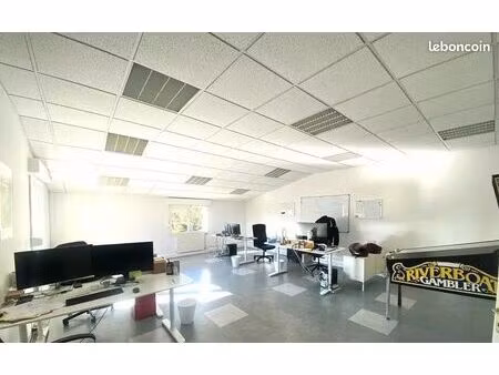 bureaux de 100m² avec terrasse de 25m² et/ou bureau de 30m² en rdc - talant (21240)