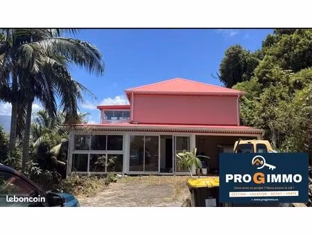 villa 5 pièces 195 m²