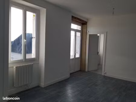 appartement t3 51m²