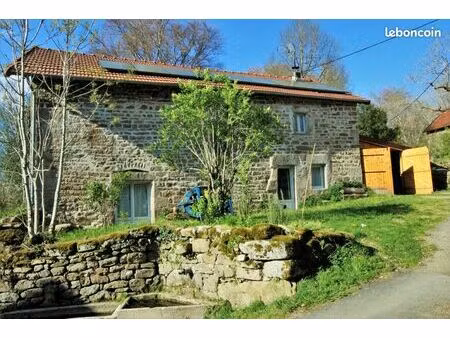 propriété 3 pièces 100 m²