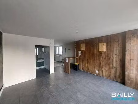 vente bureaux et commerces à la roche-sur-yon centre ville (85000) : à vendre / 38m² la ro