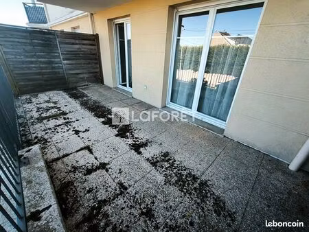 studio 1 pièce 28 m²