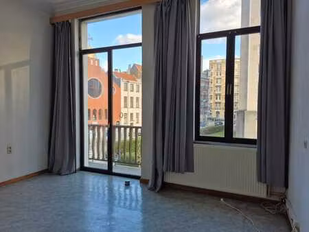 à louer – maison familiale 3 chambres avec cour