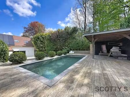 villa 3 chambres avec piscine chauffée