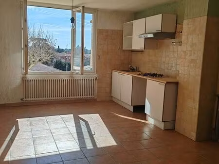 appartement 3 pièces à louer sur beaumes-de-venise