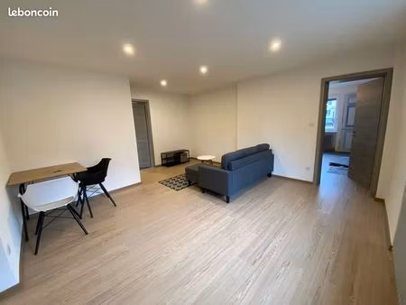 appartement 2 pièces 56 m2 - terrasse et parking couvert