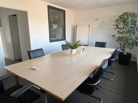 bureaux à louer à valence - 160m² - excellent état
