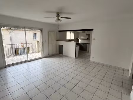 location maison 4 pièces 110 m² à cazouls-lès-béziers (34370)  980 €
