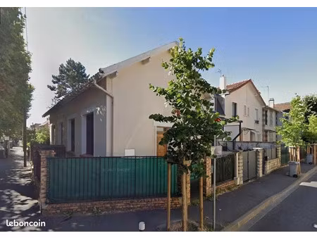 location maison 3 pièces 40 m² à sartrouville (78500)  1 320 €