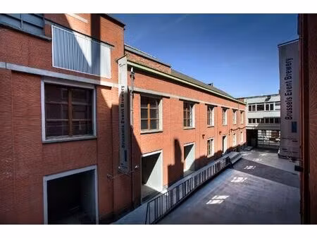 50 m² dans bâtiment iconique au centre de bruxelles